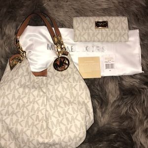 Authentic MK Logo Chain Tote shoulder Brown/ White